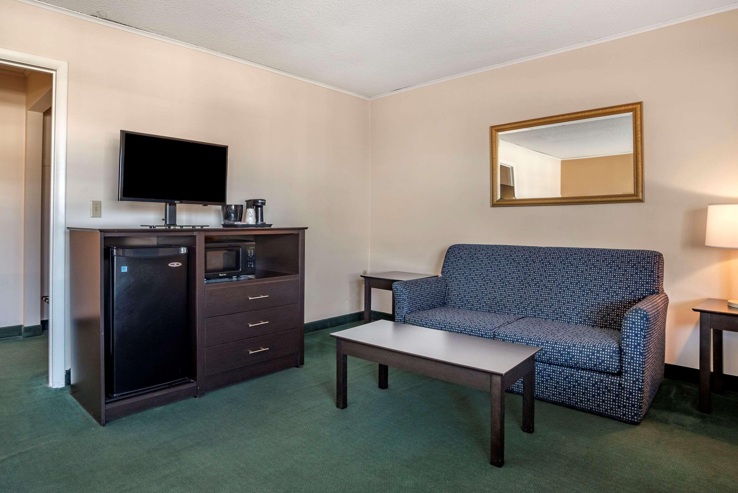 Rodeway Inn & Suites Rehoboth Beach Ngoại thất bức ảnh