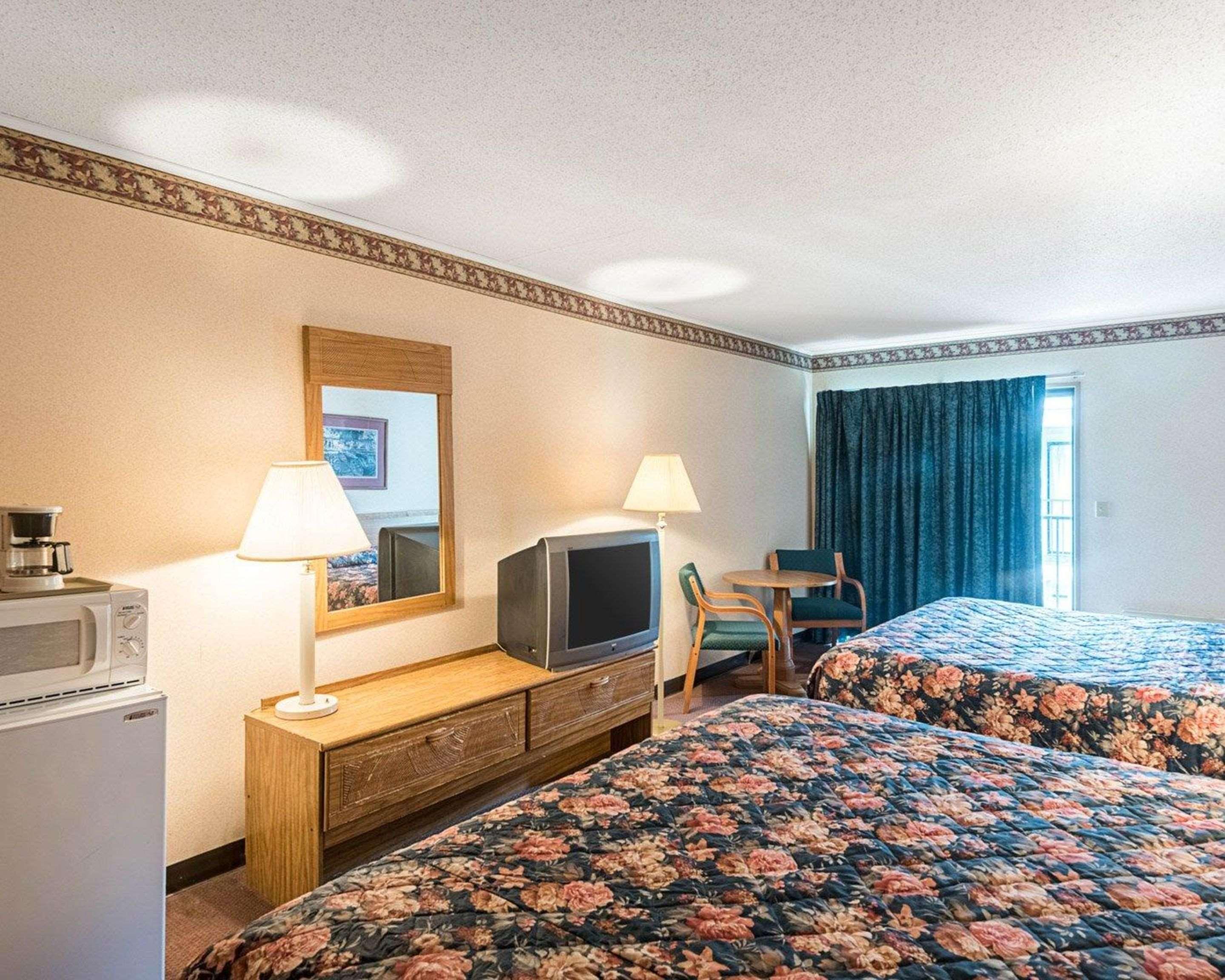 Rodeway Inn & Suites Rehoboth Beach Ngoại thất bức ảnh