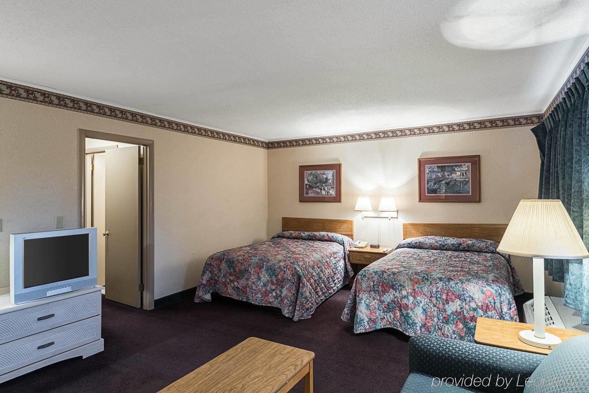 Rodeway Inn & Suites Rehoboth Beach Ngoại thất bức ảnh