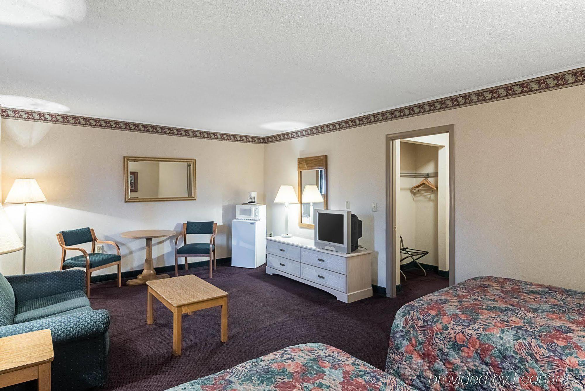 Rodeway Inn & Suites Rehoboth Beach Ngoại thất bức ảnh